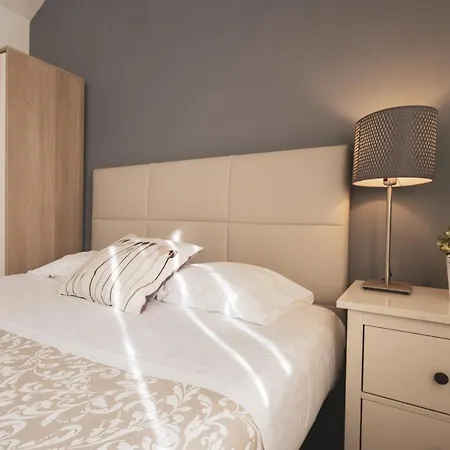 Appartement 04 - Loft In The Heart Of